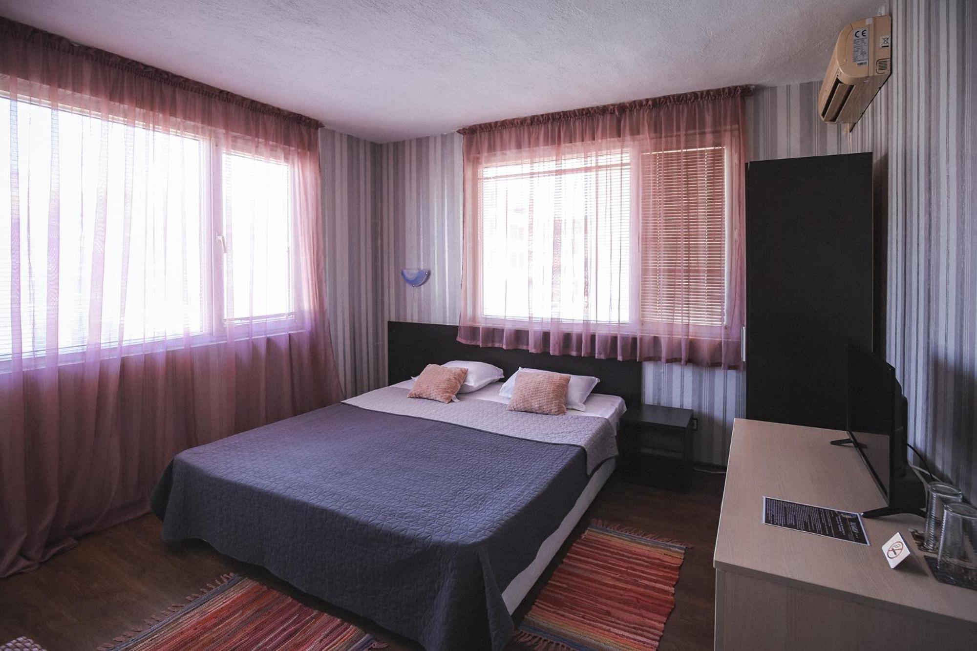 Guest House Taligarov เปาโมเรีย ภายนอก รูปภาพ